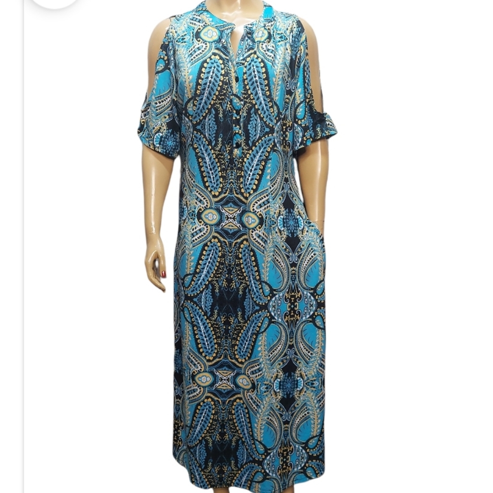Reborn Cold Shoulder Pocketed Paisley Print Maxi Dress